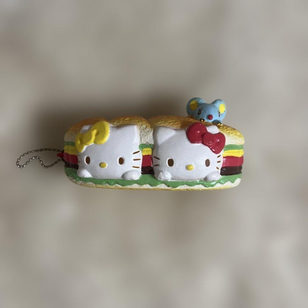 激レア ハローキティ ハンバーガー型スクイーズ