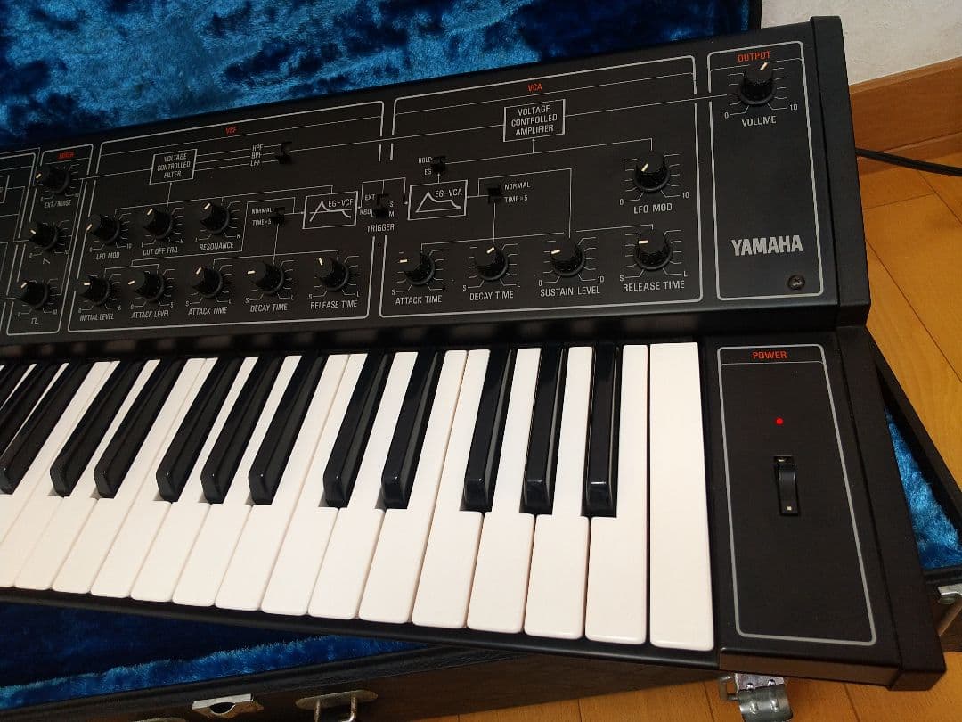 【廃盤】YAMAHA CS-10 アナログシンセサイザー ハードケース付属