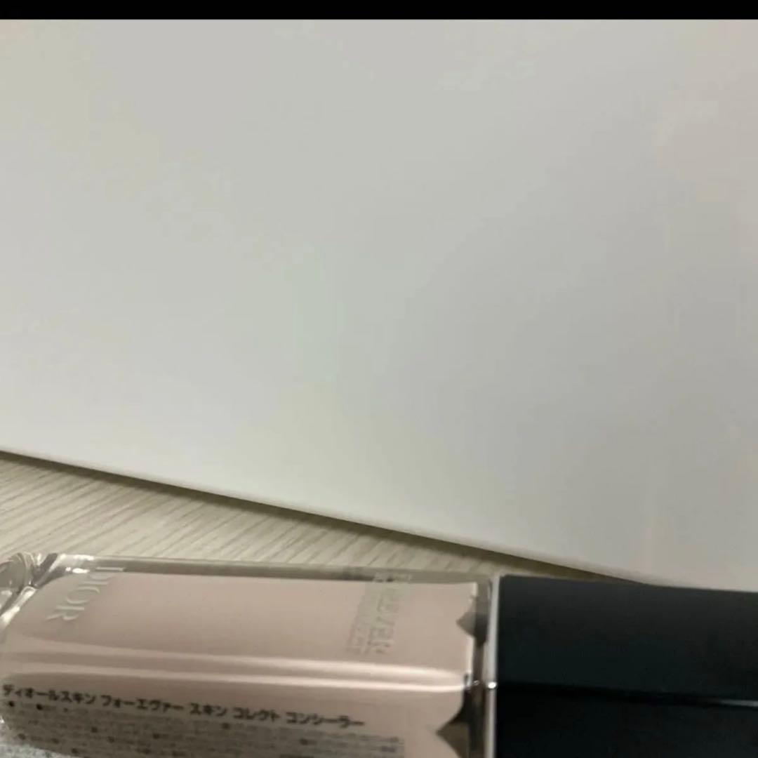 2点、コンシーラー1N 、スノーセラム