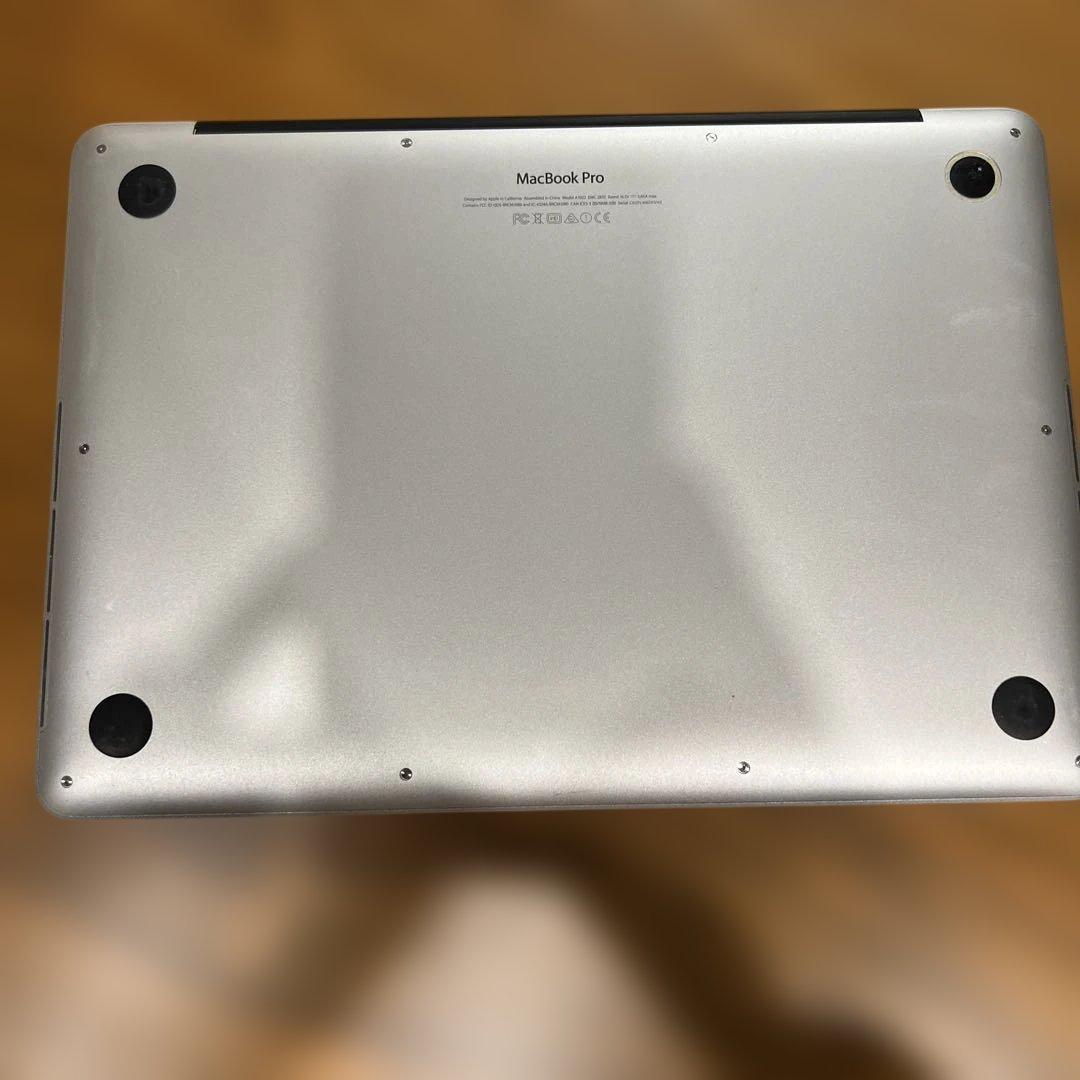 MacBook Pro 13 2015 8GB/256GB 箱・充電器