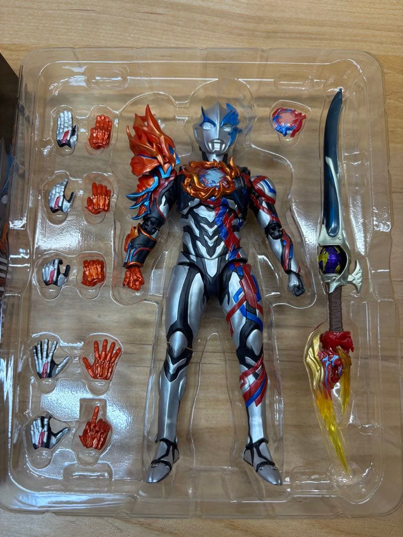 フィギュアーツ　ウルトラマンブレーザー　まとめ売り