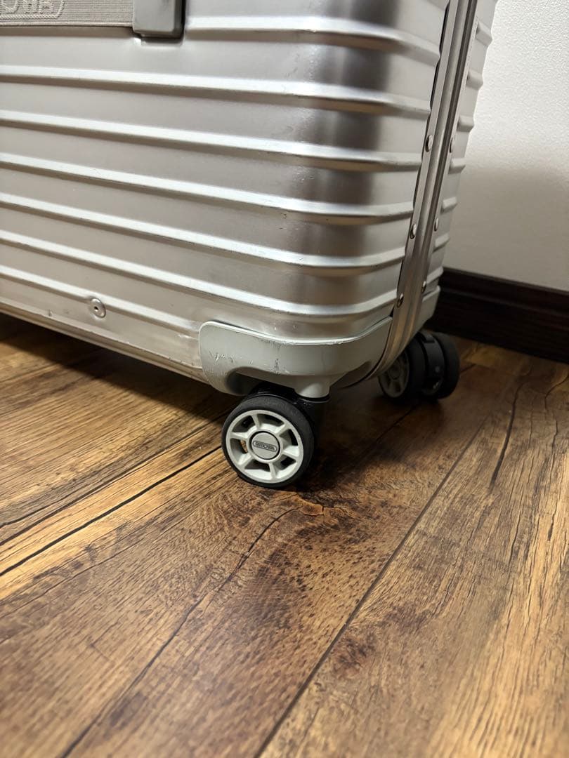 成約済(正規品)RIMOWA リモワ トパーズ ビジネストロリ アルミニウム