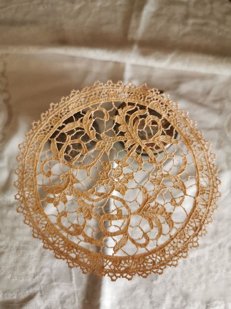 アンティーク イタリア ヴェニス ブラーノレース セピア パチネ 草花紋ドイリー