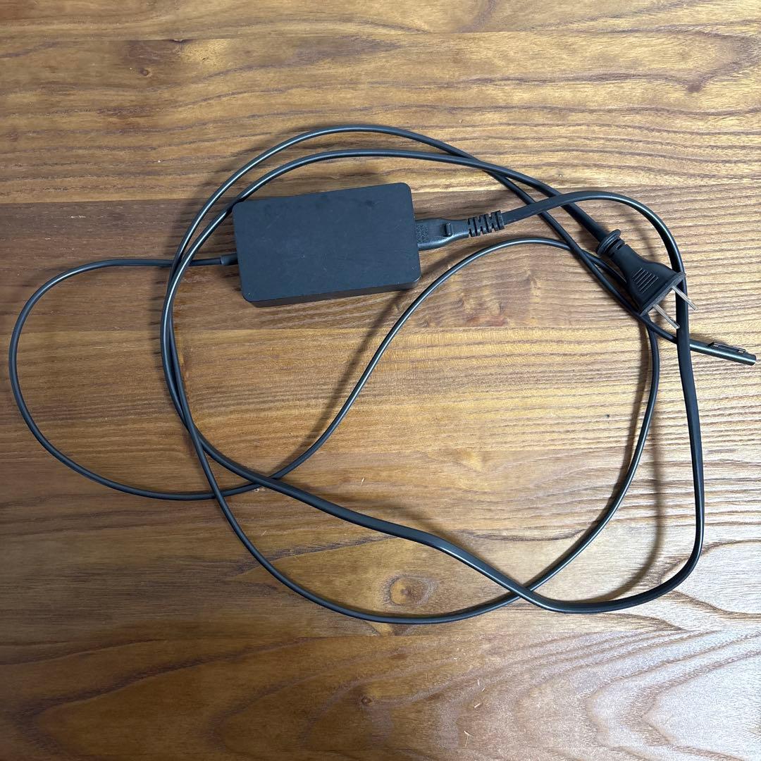 Microsoft Surface pro9 本体、キーボード(故障)、ペン付