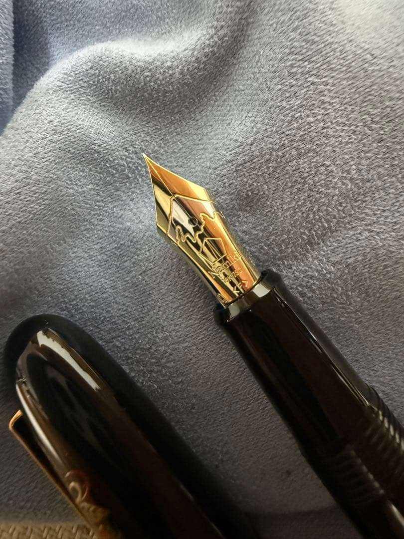 NAMIKI蒔絵万年筆、ユカリ薬玉