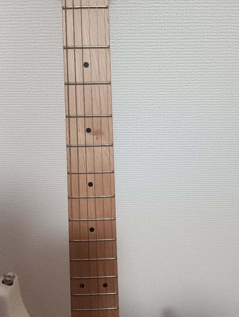 美品　Yamaha PACIFICA エレキギター ホワイト　薄いピンク色