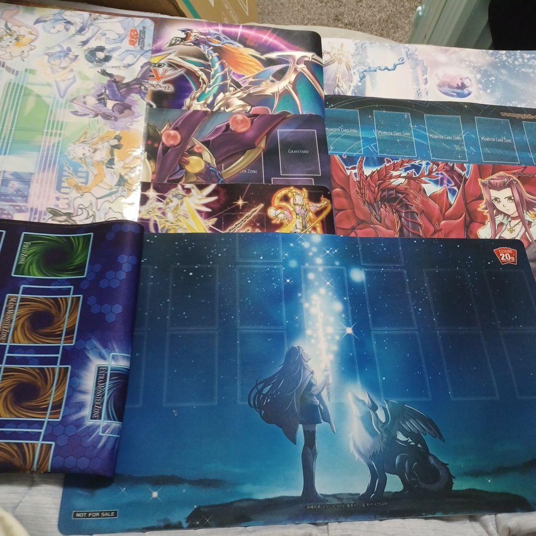 遊戯王　プレイマット　一枚3000円～