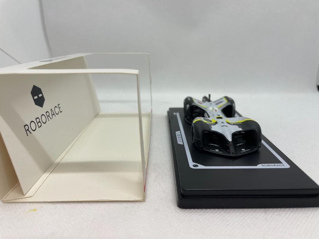 ミニカー 405-134 ROBORACE 1/43 ROBOT ON BOARD #26