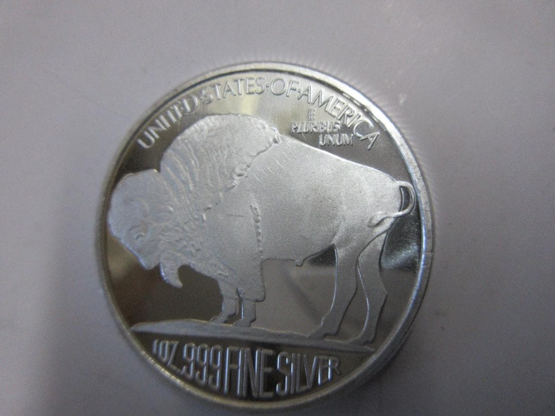 ロ*ン様 シルバー　　インディアン　31.2g 　銀貨　未使用 　g088