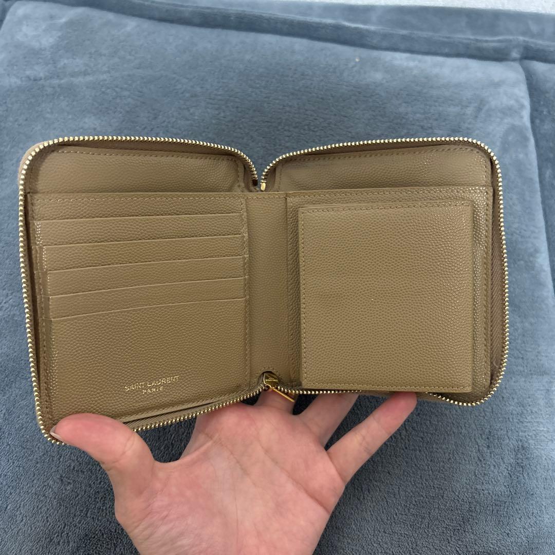 YSL ベージュ キルティング 二つ折り財布