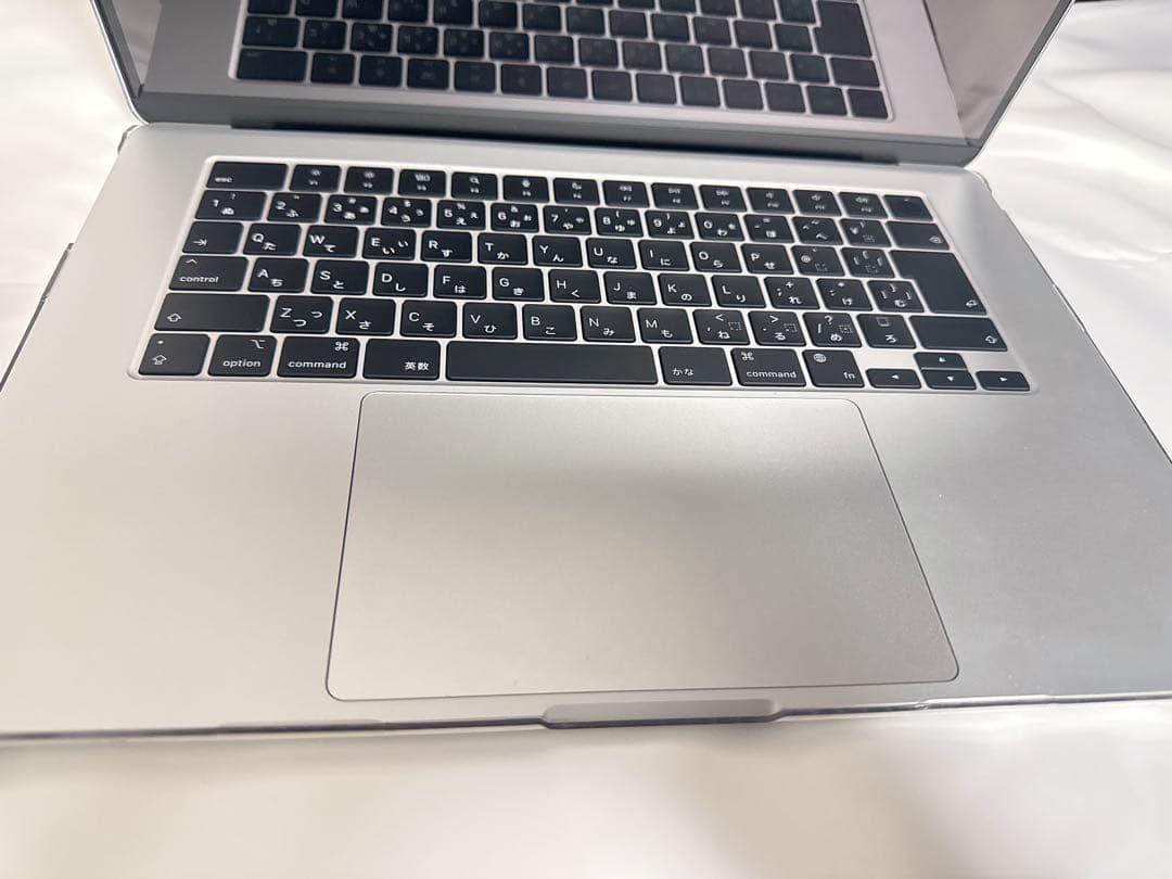 MacBook Air 15インチ M2チップ 2023