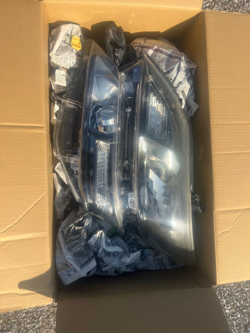 20系後期ヴェルファイア(ハイブリッド) ヘッドライトユニットAFS付バラスト付