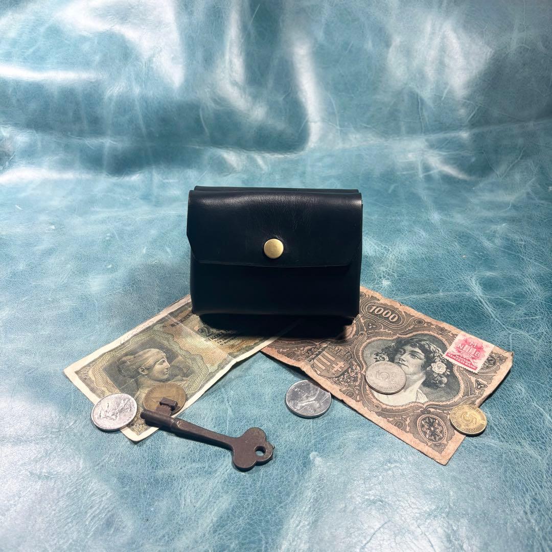 コンパクト　革　財布　クロムエクセル　レザー　黒色　ギボシ　真鍮　ハンドメイド①