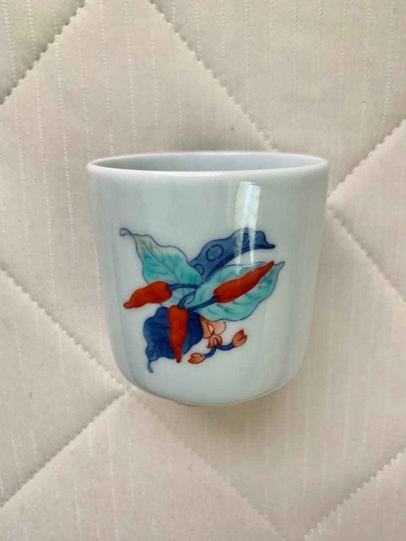 市川龍男　市川龍仙　色鍋島　野菜尽文猪口　焼酎カップ　ぐい呑　酒器