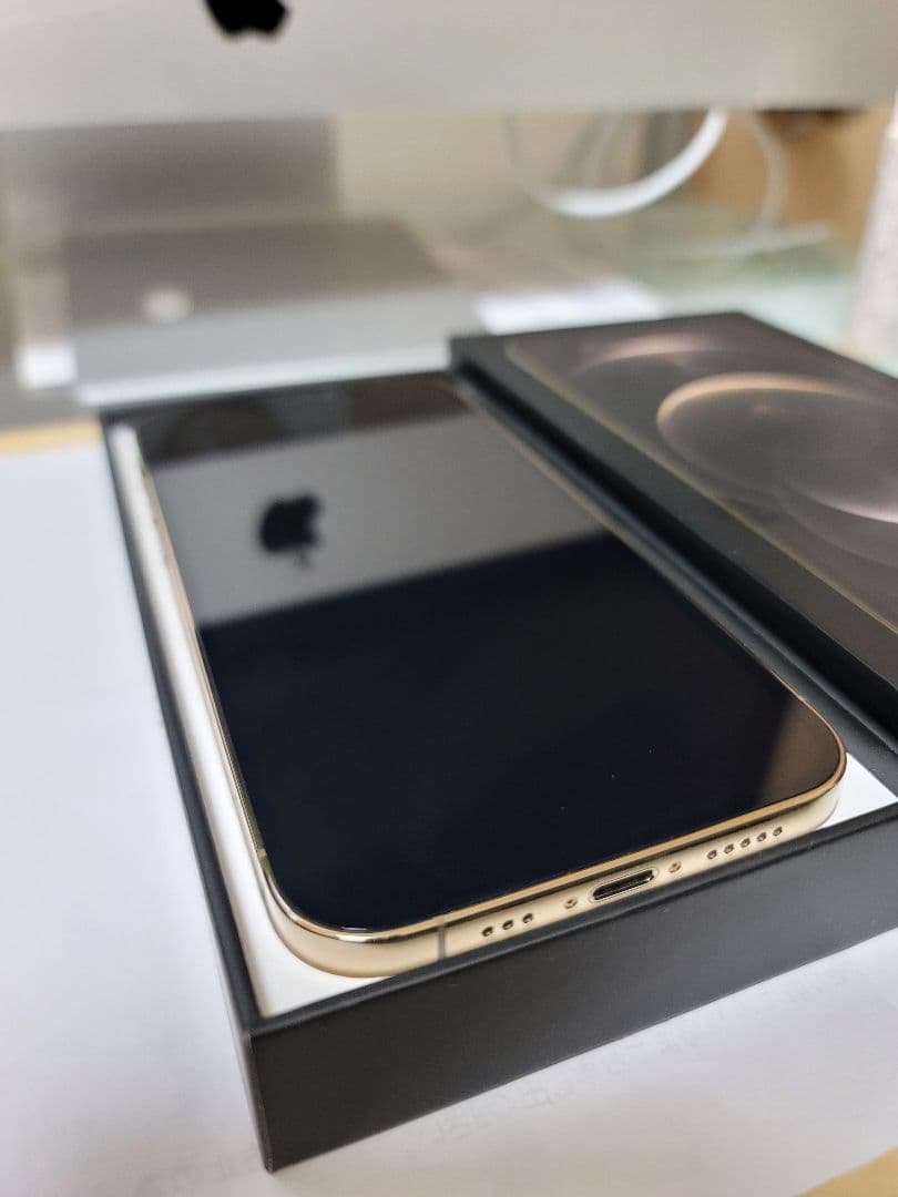 IPHONE 12 pro ゴールド　SIMフリー‼️256GB‼️
