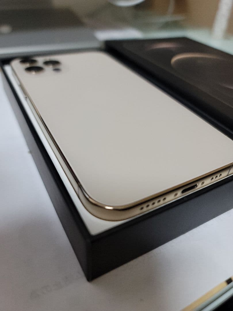 IPHONE 12 pro ゴールド　SIMフリー‼️256GB‼️
