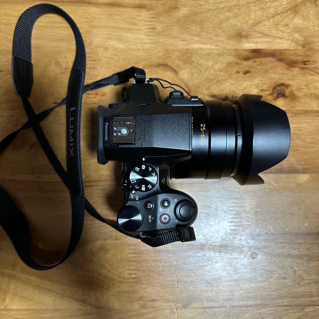 格安早者勝！ほぼ未使用パナソニックLUMIX DMC-FZ300コンパクトカメラ