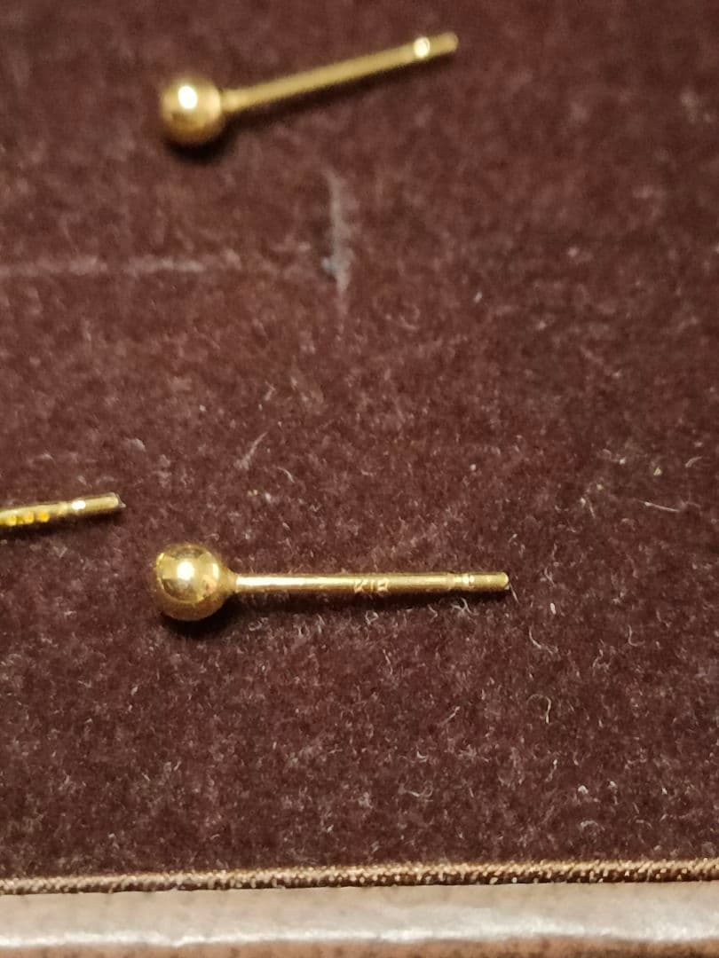 テルミ　K18YG ダイヤモンド 丸玉 ピアス