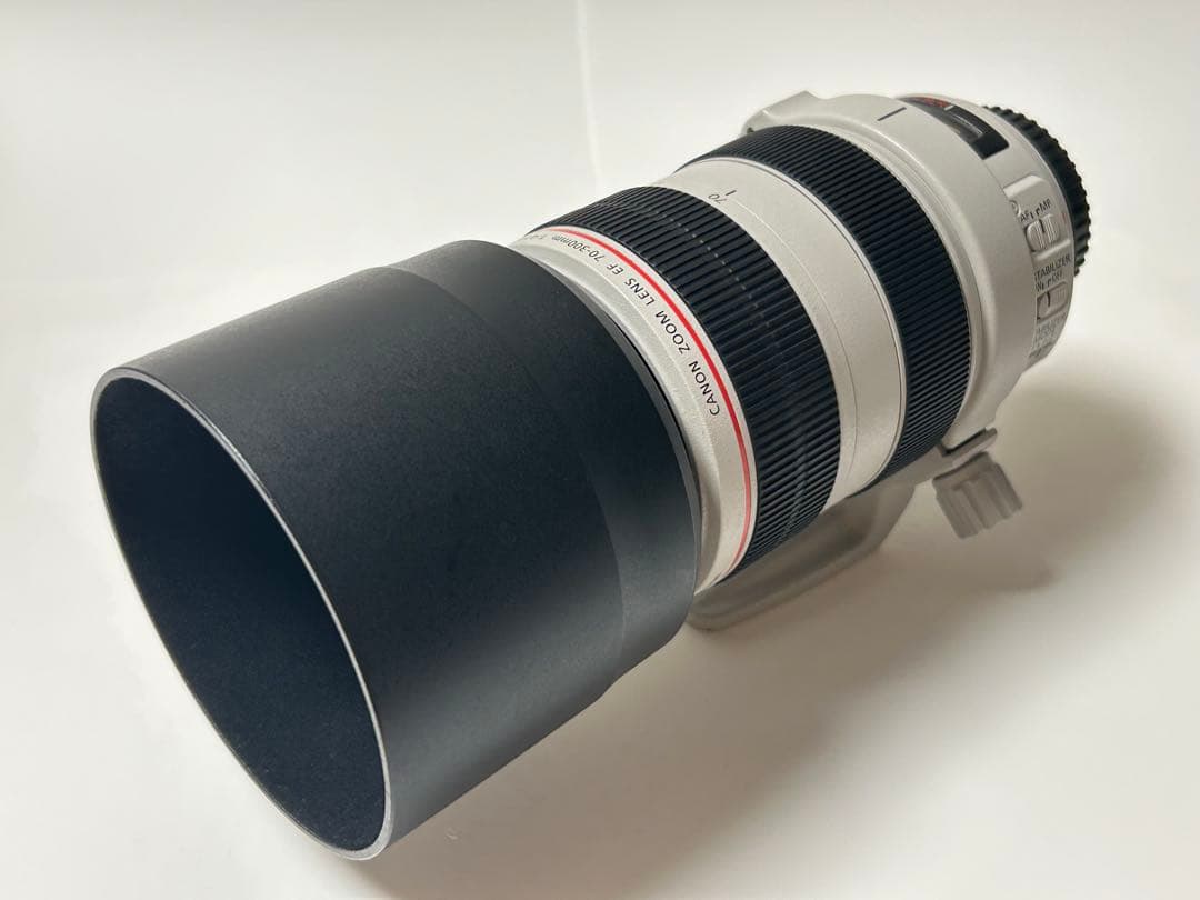 キヤノン　Canon　EF７０－３００ｍｍ　Ｆ4－5.6L IS USM