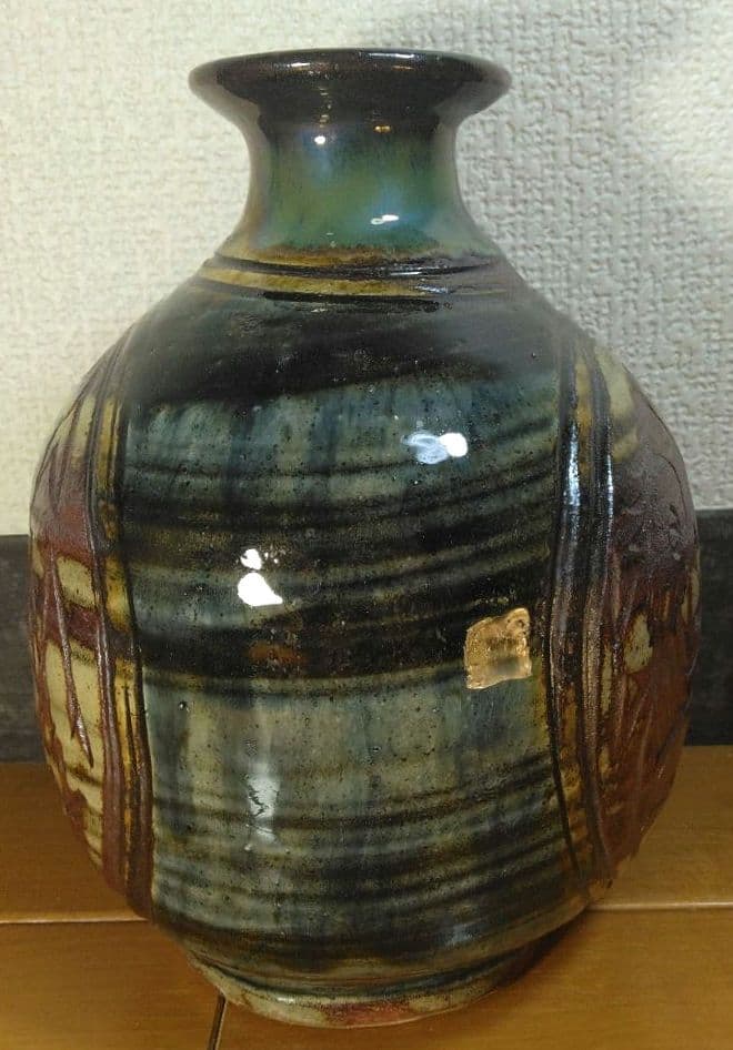 人間国宝 金城次郎 海老紋花瓶 栞 共箱 美品 壺屋焼 やちむん 壷屋焼 窓絵