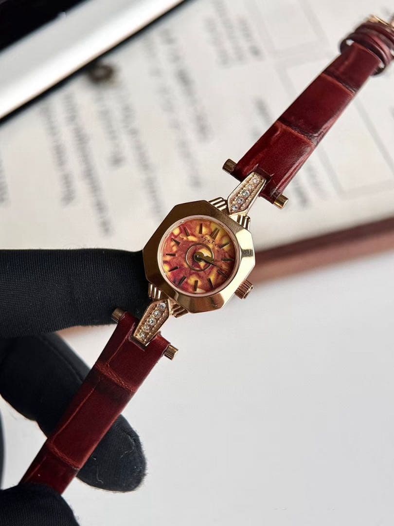 アガット　アンバー　琥珀　腕時計　新品未使用