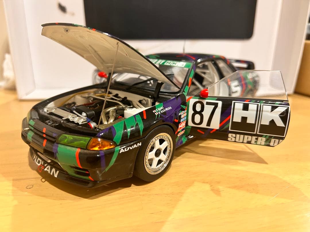 Autoart 1/18 HKS スカイライン GT-R グループA '93