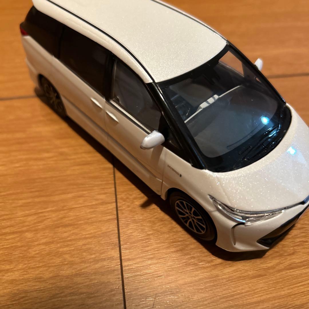 1/30 トヨタ エスティマ ハイブリッド 非売品 カラーサンプル ミニカー