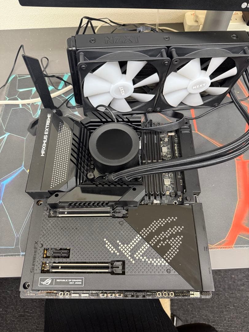 ROGZ690 EXTREME +12900KF +NZXT280クーラー