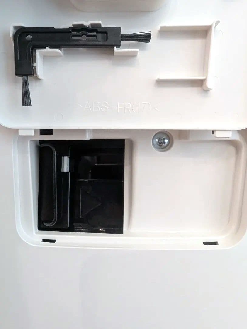 【2024年・美品】シャープ 衣類乾燥 除湿機 CV-SH150W