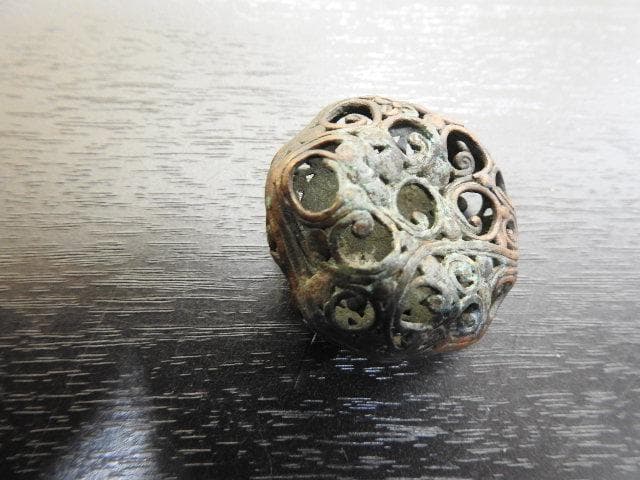 唐物屋久兵衛　根付　2個　MA106