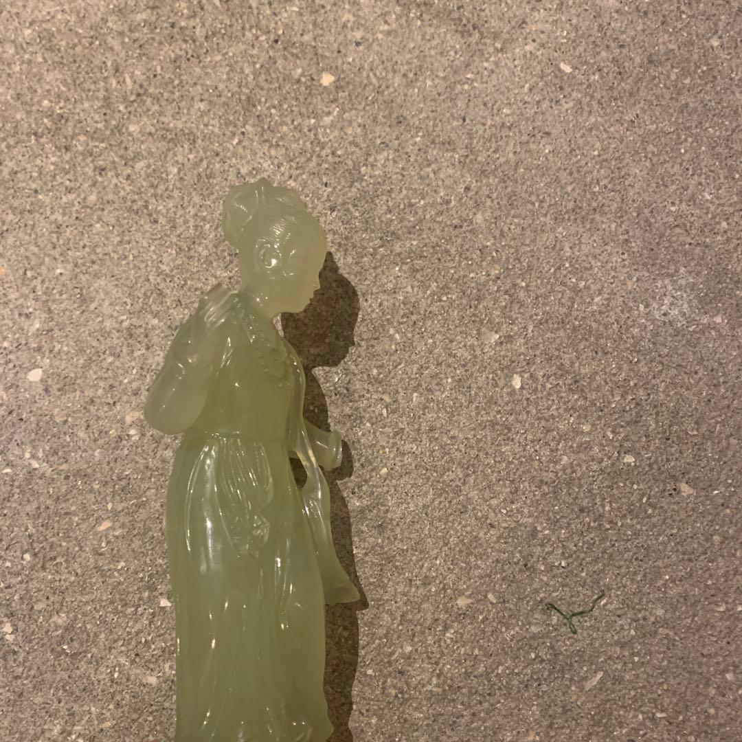 翡翠　女像　中国美術　貴重　アンティーク　ヴィンテージ