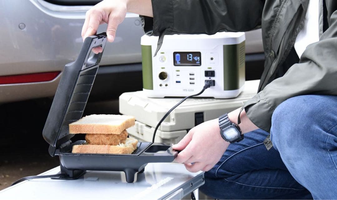 [山善] ポータブル電源 大容量174000mAh、626.4Wh。