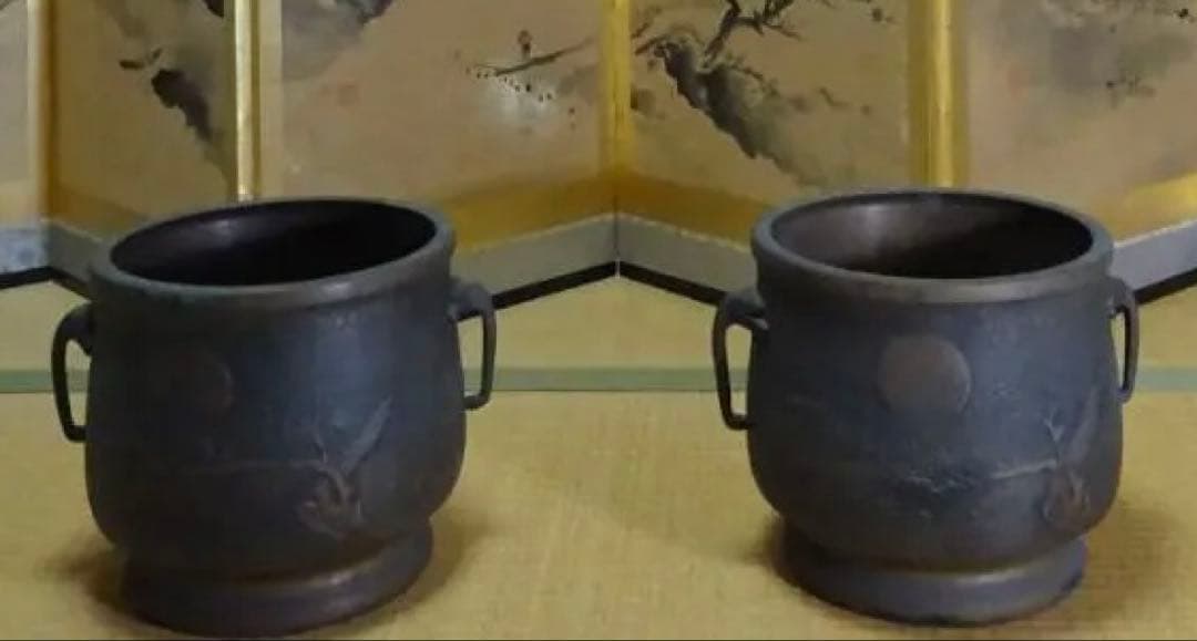 ２つ揃えの火鉢（一対）アンティーク＜25b19＞