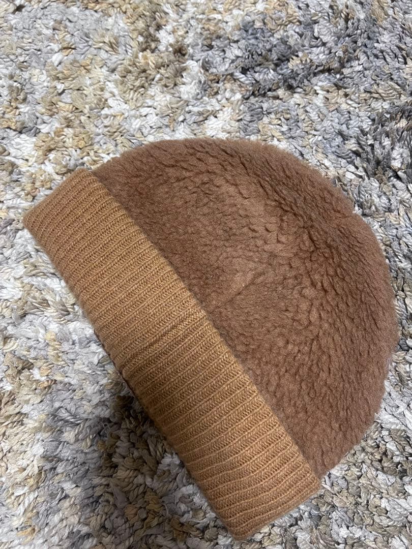 Max Mara ベージュ M刺繍 ニット帽 フリーサイズ