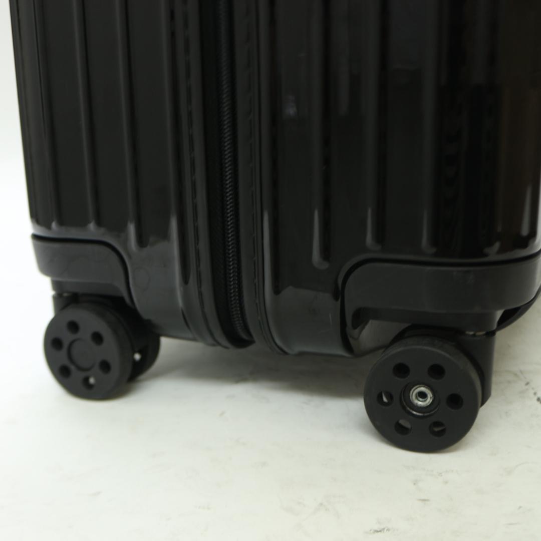 ★美品 正規品★リモワRIMOWA★エッセンシャルライト Check-In M★