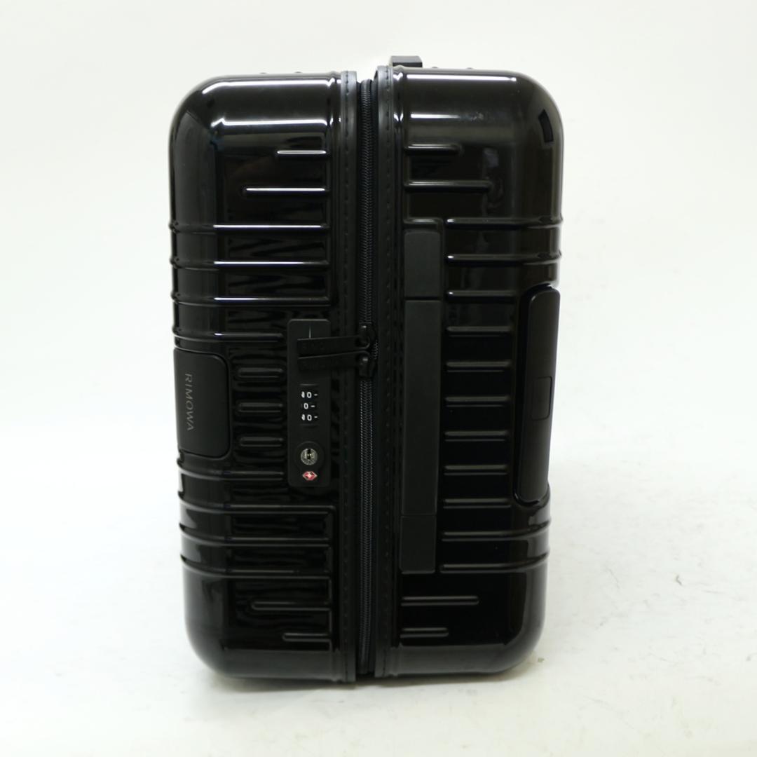 ★美品 正規品★リモワRIMOWA★エッセンシャルライト Check-In M★