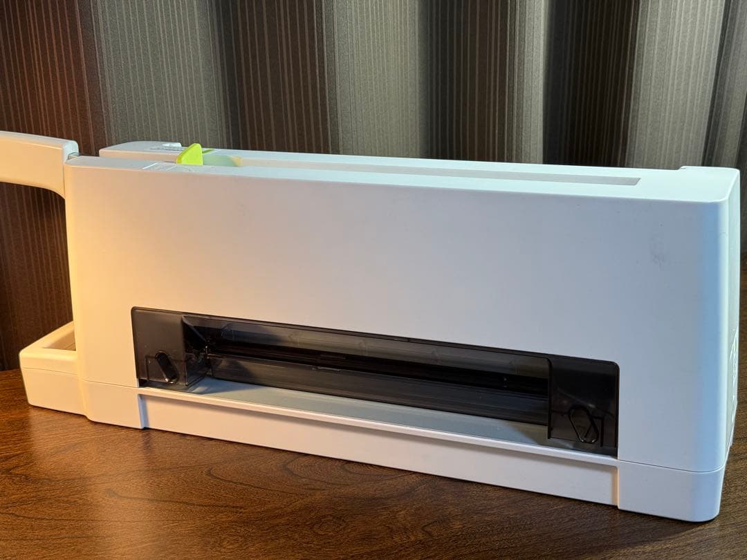 コンパクト断裁機　PK-213