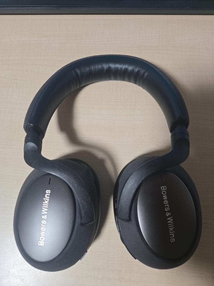ヘッドホン Bowers & Wilkins Px7