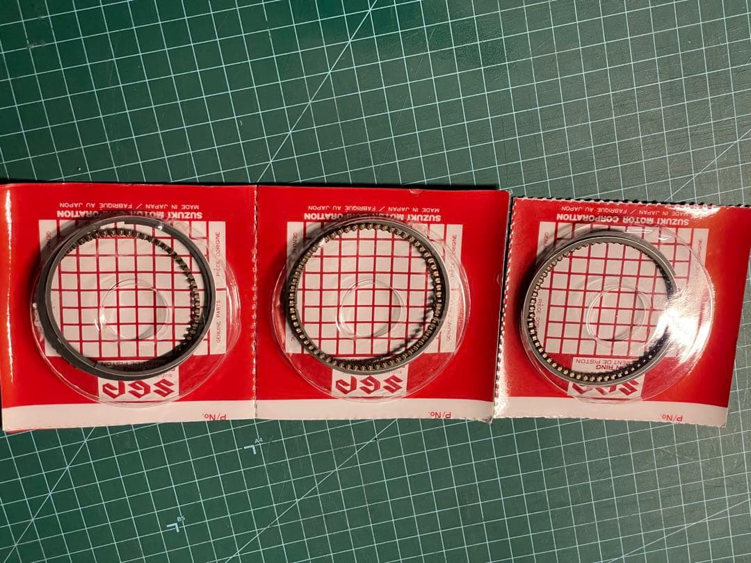 スズキ 純正部品リングセットピストンSTD 品番12140-50E50ja11