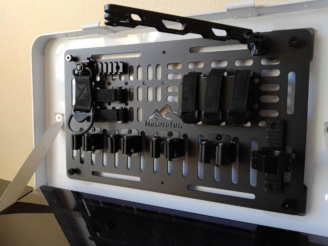 アルミコンテナ　鍵付き　サイドパネル　センターパネル　キャンプ　アウトドア