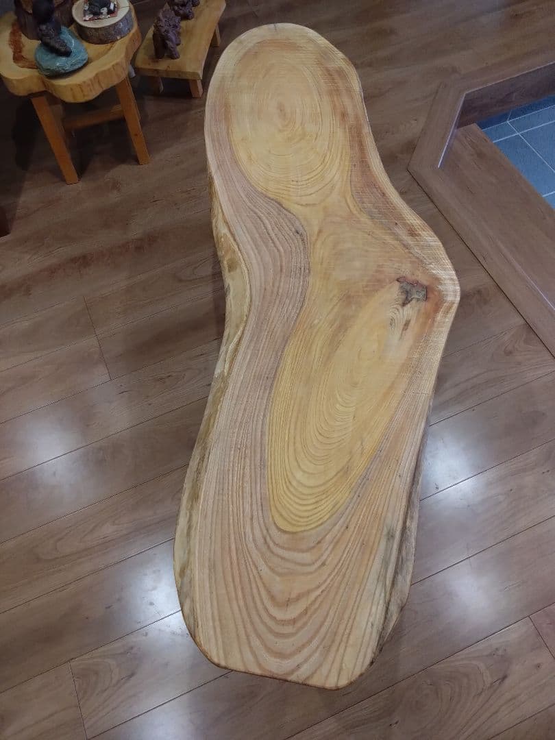 欅の一枚板　ケヤキ　値下げ❕無垢材　テーブル、ベンチ、お店の看板等にいいですよ