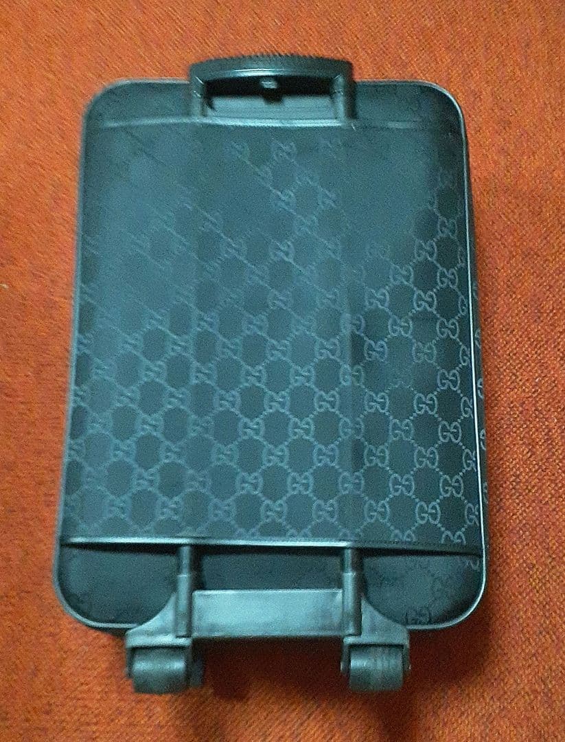 GUCCI ブラック GGパターン キャリーケース訳あり