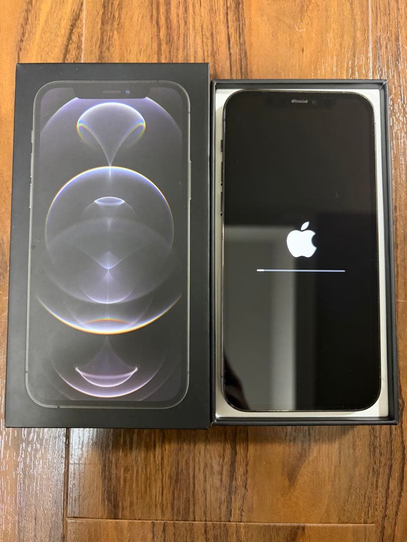 【美品】Apple iPhone 12 Pro 256GB グラファイト