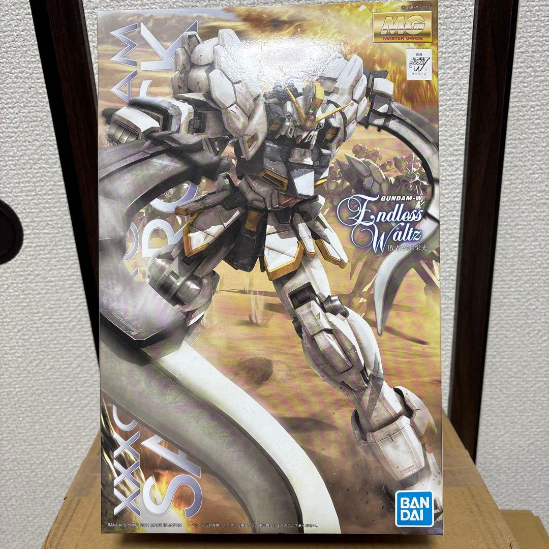 MG 1/100 ヘビーアームズEW &デスサイズEW &サンドロックEW