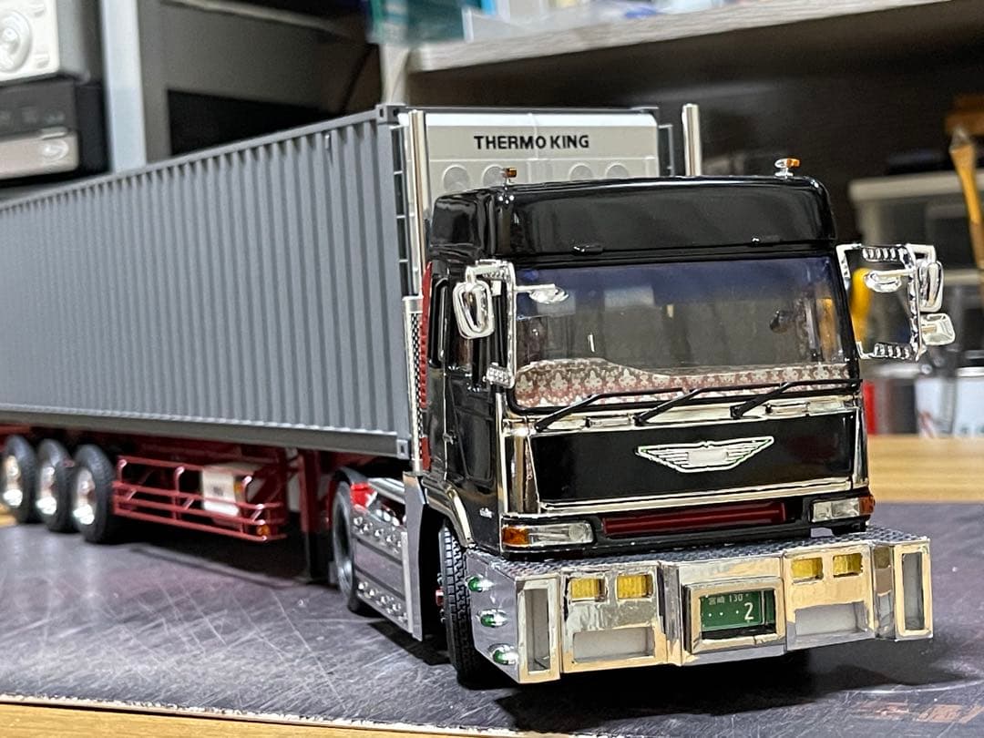 デコトラ‼️1/32 アオシマ製・トレーラーヘッドのみ完成品‼️