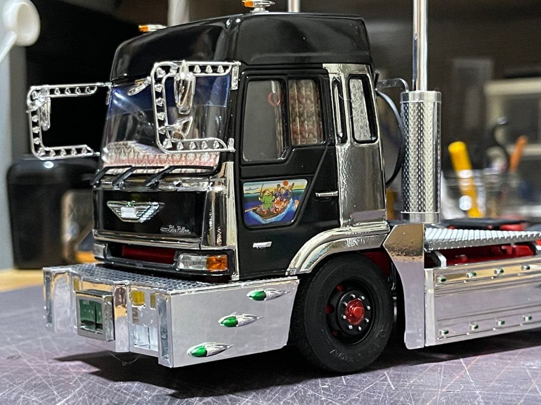 デコトラ‼️1/32 アオシマ製・トレーラーヘッドのみ完成品‼️