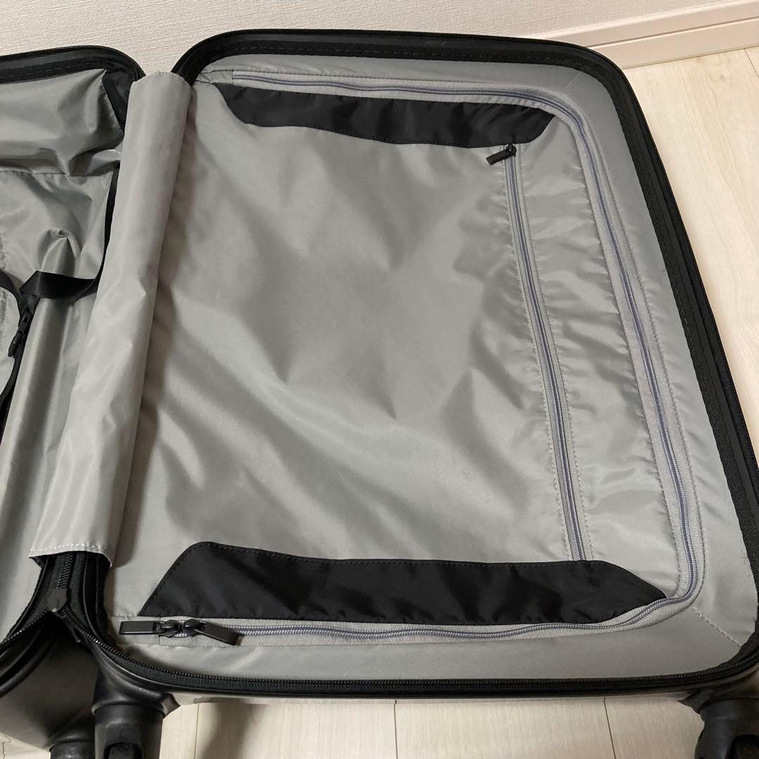tumi ポリカーボネート 中型キャリーケース グレー 70l スーツケース