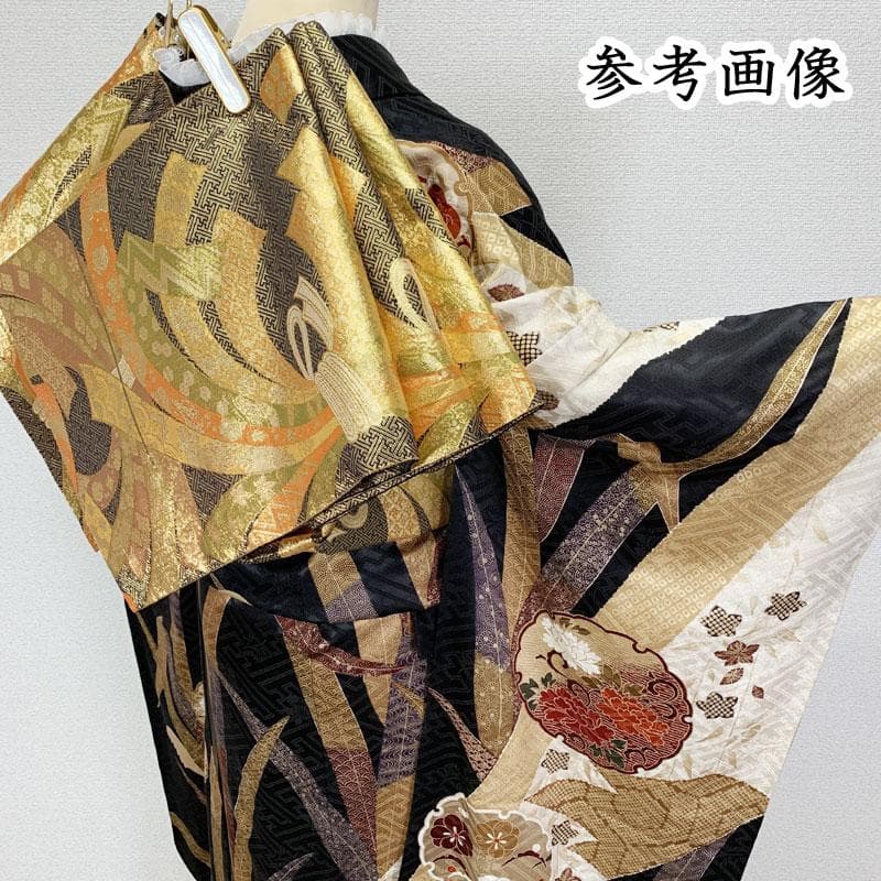 507z29☆振袖 古典柄 金駒刺繍 裄長め 芒 雪輪 黒☆美品 成人式結婚式