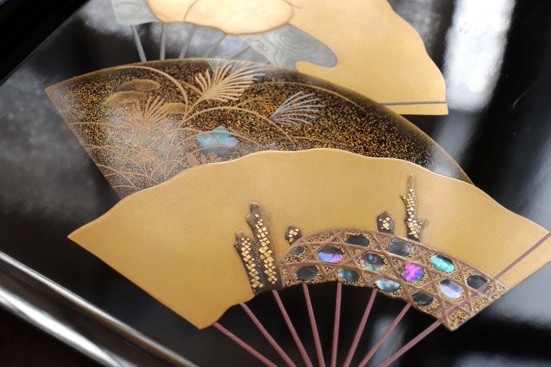 木製　螺鈿　古い黒塗吸物膳5客　足付　三重扇面蒔絵　金銀蒔絵　茶懐石　漆器　花鳥