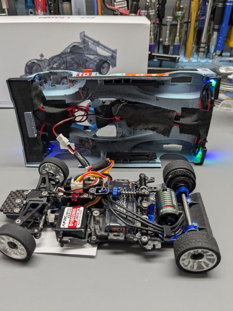 GLレーシング　GL-LM P2 　ほぼ新品です。